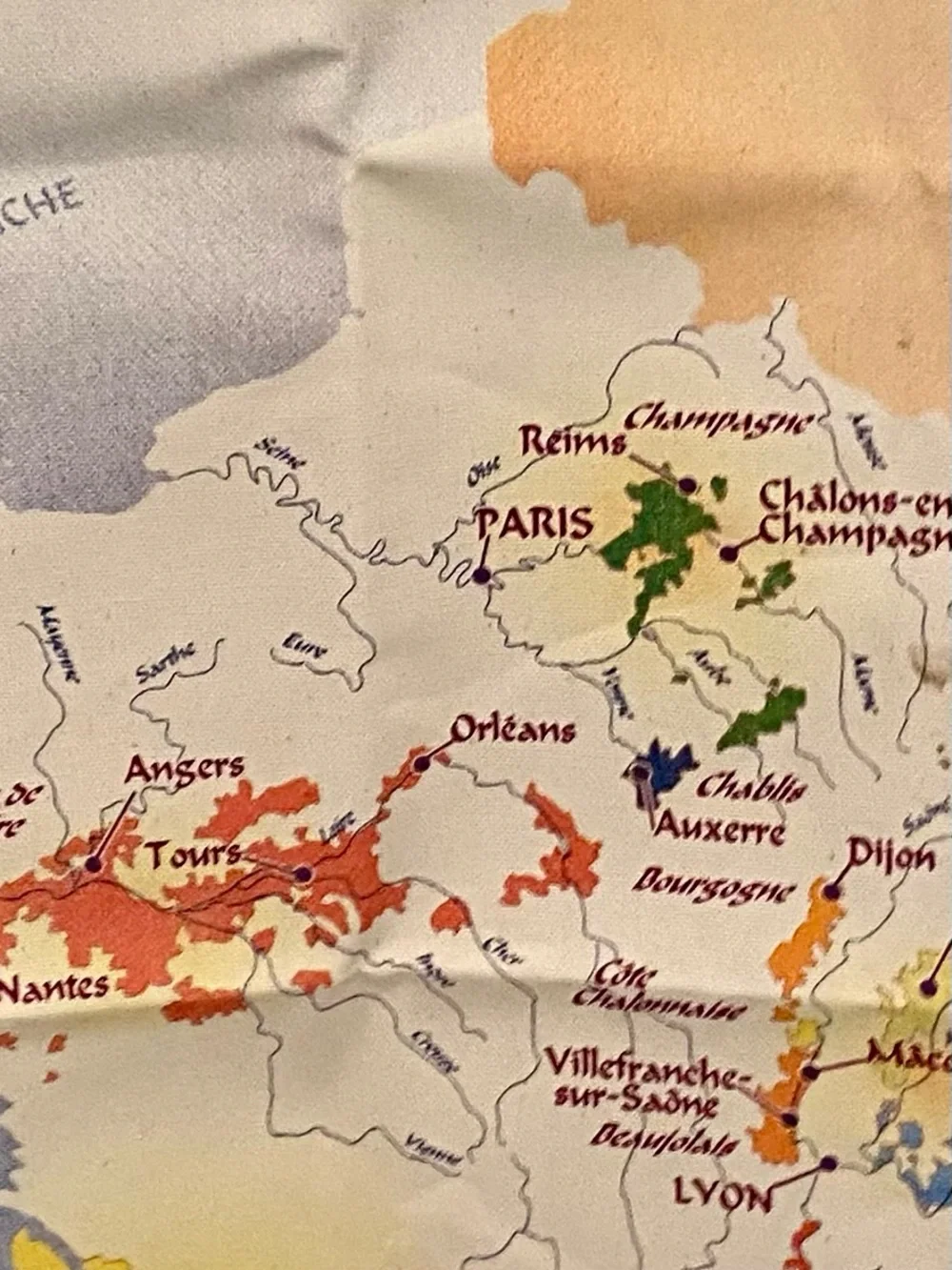 Tea Towei - Le Vignoble Français Map Tea Towel - Multicolor